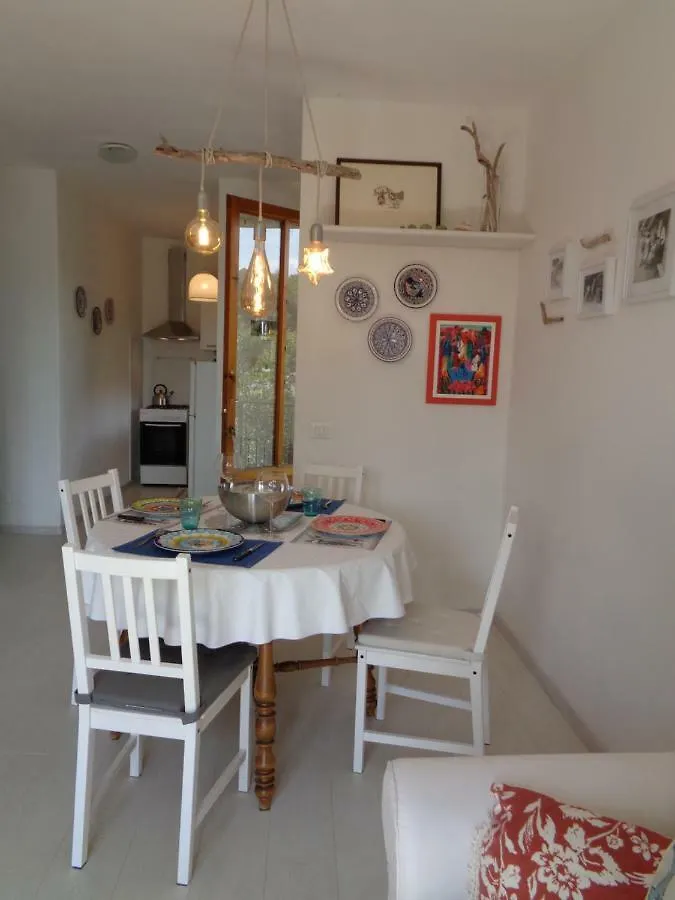 Ferienwohnung La Casa Di Nina Quercianella Italien
