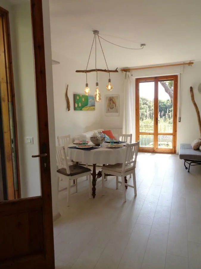 Ferienwohnung La Casa Di Nina Quercianella Apartment